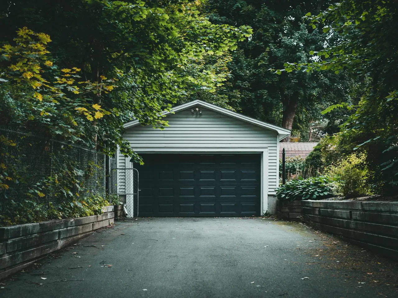 Best Driveway Sealer Brands 2026 (Tested and Compared)